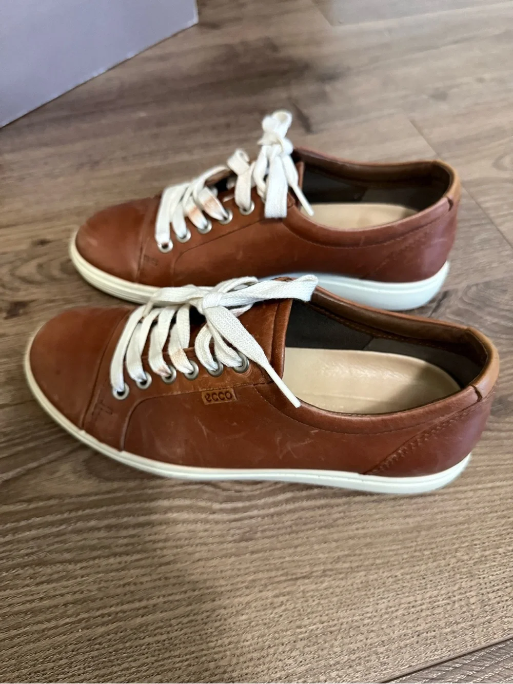 Ecco Brown Leather Sneakers with White Laces
